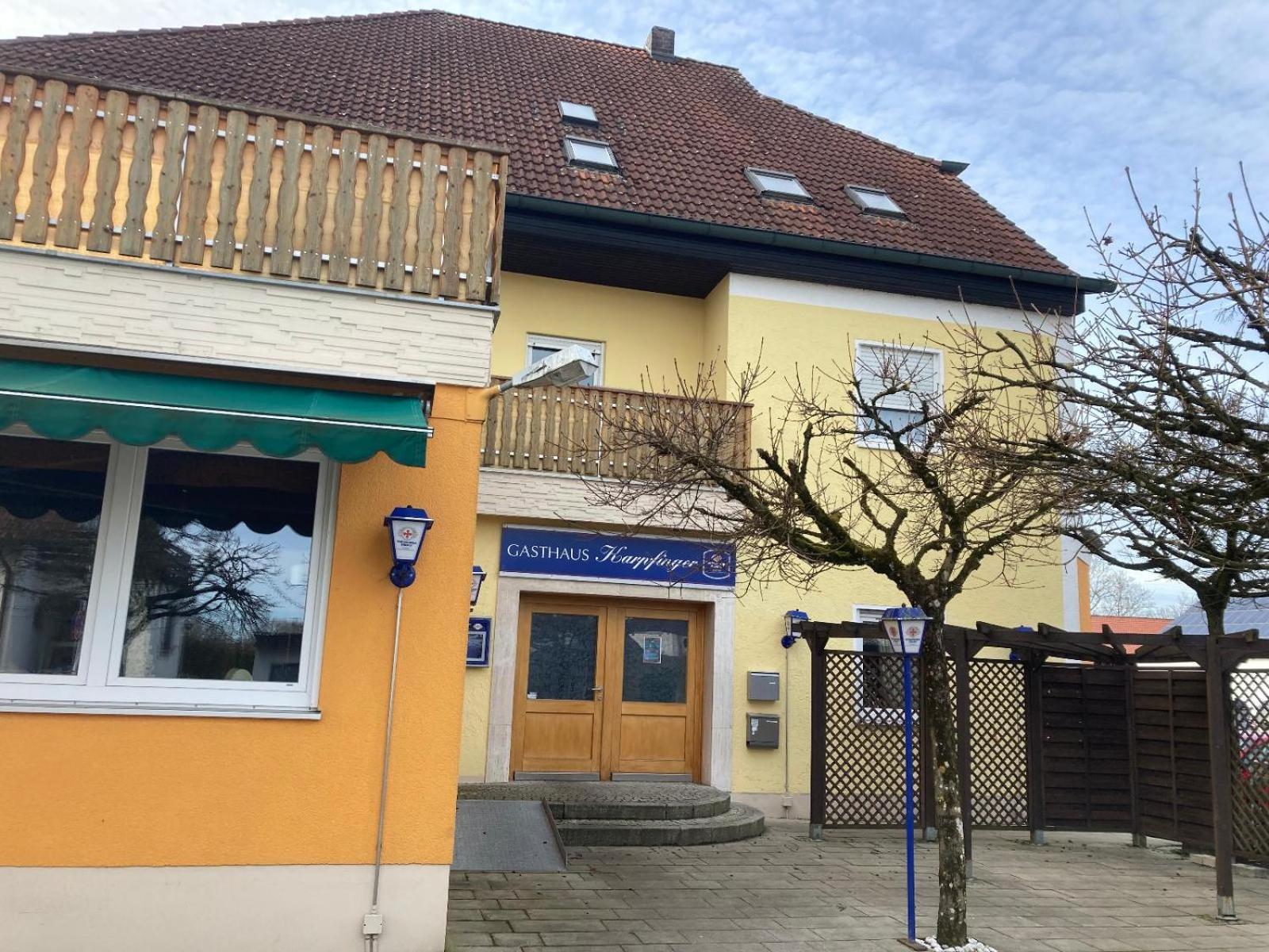 Gasthaus Karpfinger Aiterhofen Exterior foto